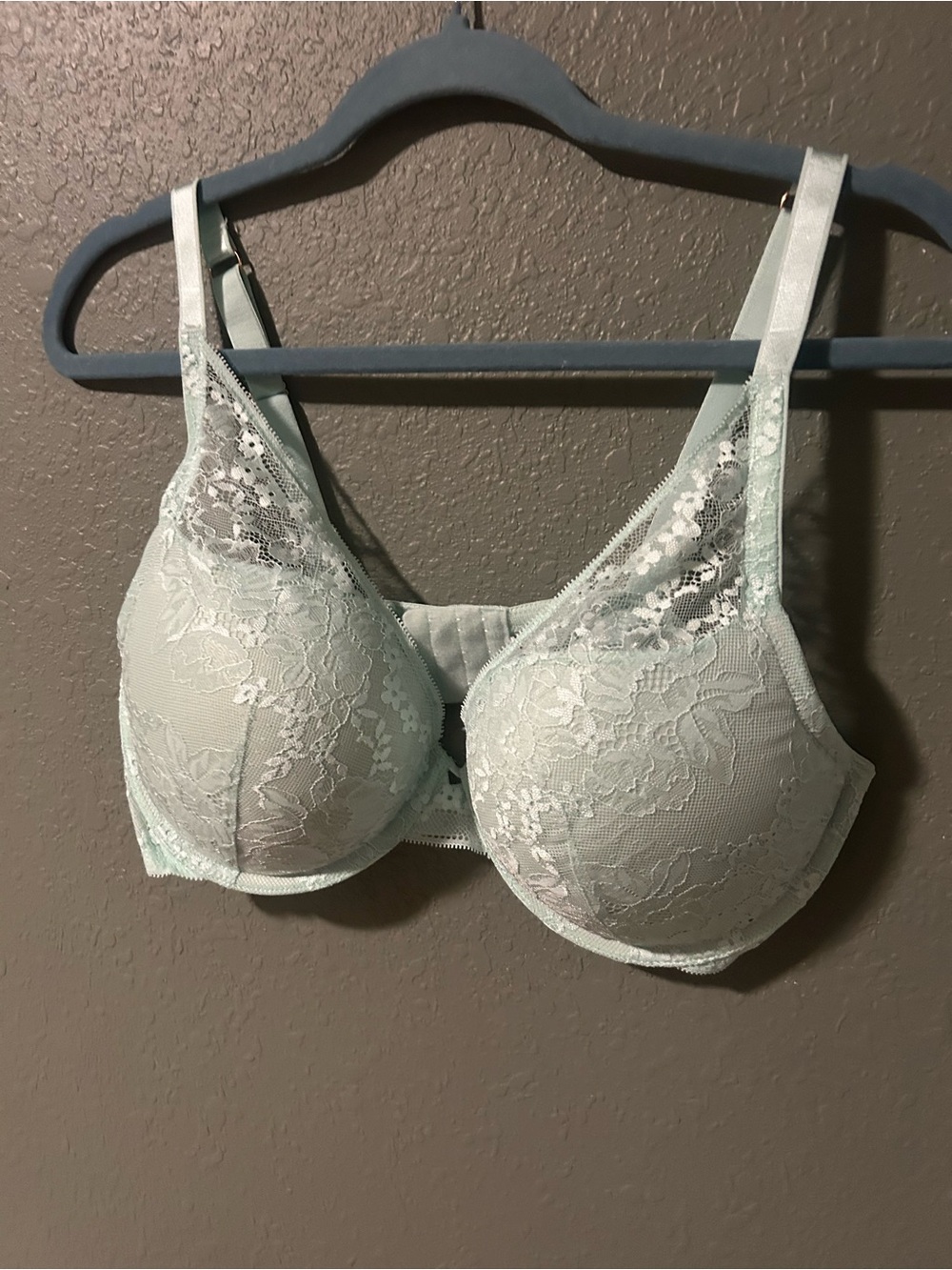 Auden light teal lace bra with floral design, size 40C #lingerie #floral